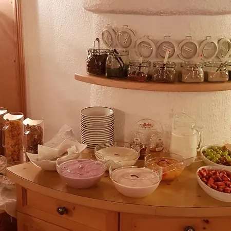 Gasthof Alt Paznaun Konukevi